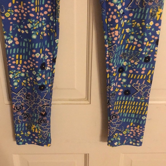 Lularoe - Picture 2 of 4